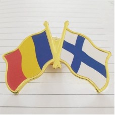 Insigna cu pin metalica 2 steaguri Romania si Finlanda
