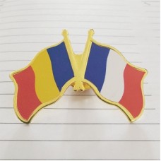 Insigna cu pin metalica 2 steaguri Romania si Franta
