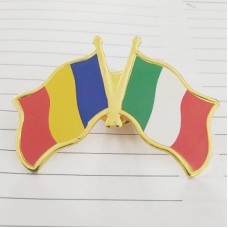 Insigna cu pin metalica 2 steaguri Romania si Italia